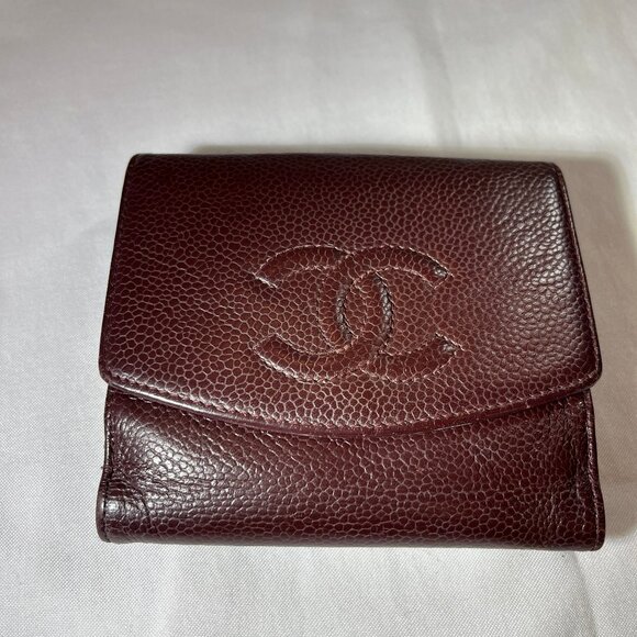 CHANEL 100% Leather Caviar Skin Large CC Logo Wallet - Picture 13 of 13